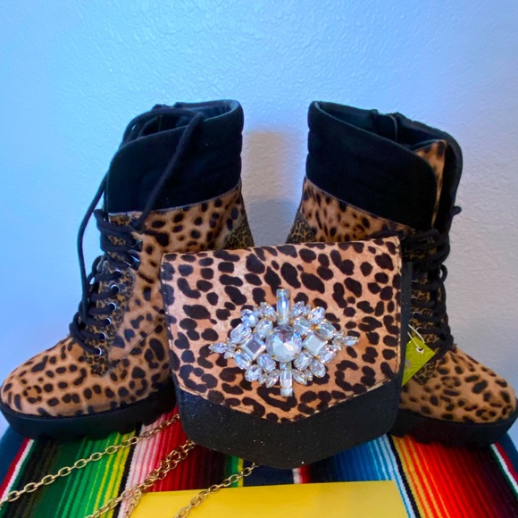 Gianni Bini Leopard Jewel Embellished Flap Clutch - Picture 4 of 6